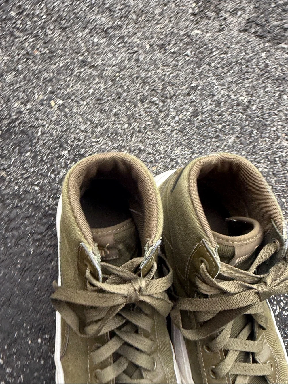 Puma Women’s Size 8 Olive Green High Top Platform Sneakers